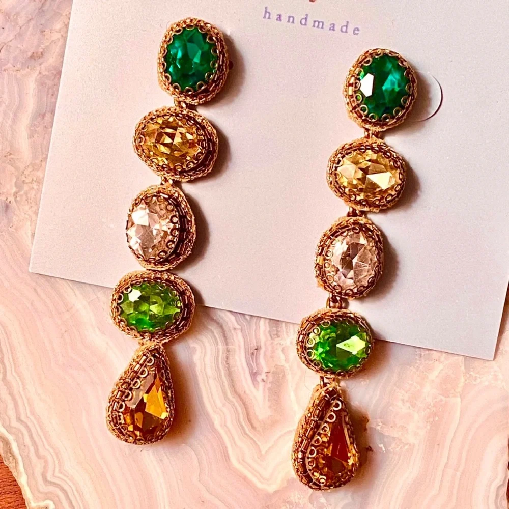 NWT Deepa Gurnani Beaded Crystal Chandeliers - Picture 9 of 15